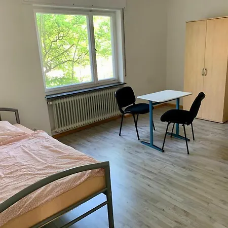 Hostel Neureut Karlsruhe